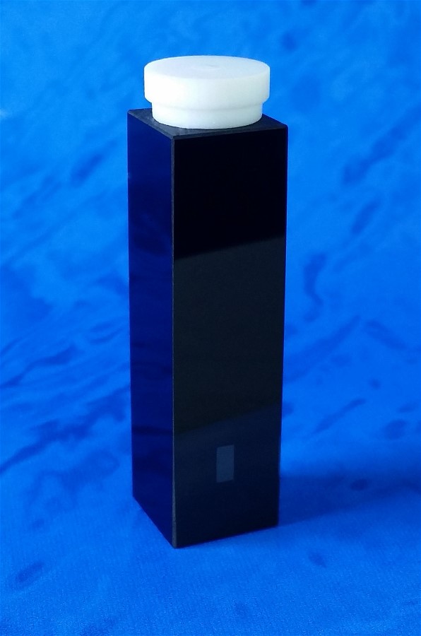 Quartz Cuvette, Sub-Micro